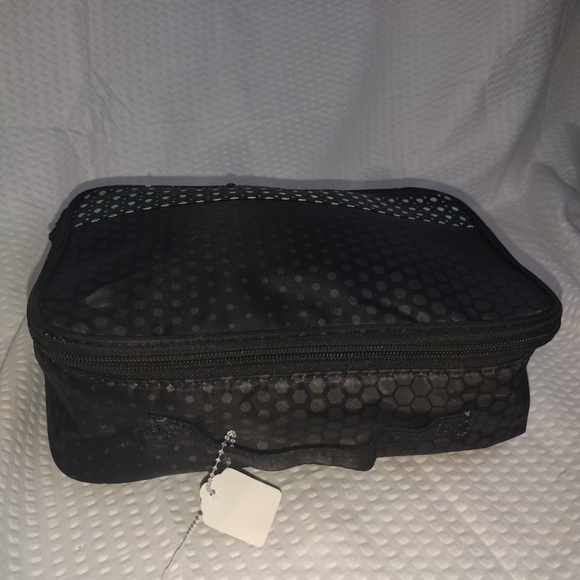 Modella Cosmetic Train Case - Picture 4 of 7